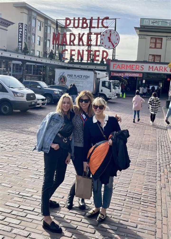 Nate And Linley Hutchinson Flagship Homes: Age, Wiki, Biography, Net Worth, Instagram, Dream Makeover