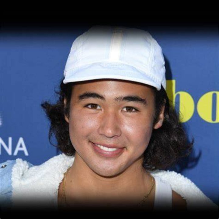 Nico Hiraga Wiki, Bio, Age, Family, Girlfriend, Skateboard, Net Worth and Height