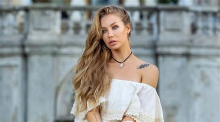 Nicole Aniston Age, Wiki, Biography, Height, Weight, Net Worth