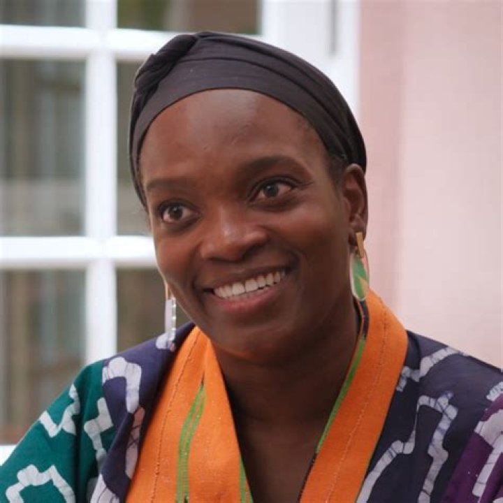 Njideka Akunyili Crosby’s biography, net worth, fact, career, awards and life story