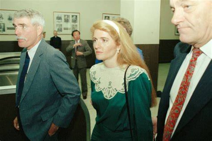 Obituary: How Did Barry Lipsker Die? Eileen Franklin Lipsker Husband – Age & Wiki
