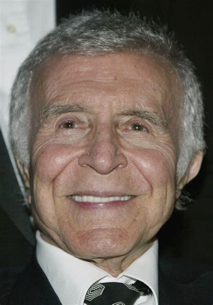 Paolo Montalban Height, Weight, Net Worth, Age, Birthday, Wikipedia, Who, Nationality, Biography