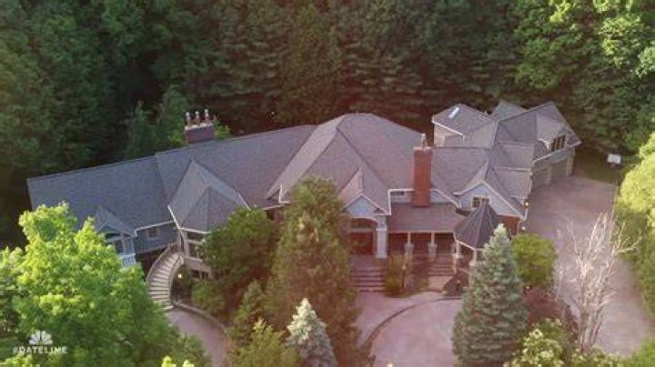 Robert Neulander House And Wiki: Where Is Leslie Neulander Husband Turned Murderer Today?