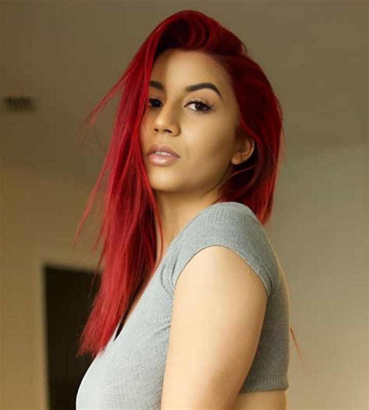 Roxie Sinner Height, Weight, Net Worth, Age, Birthday, Wikipedia, Who, Instagram, Biography
