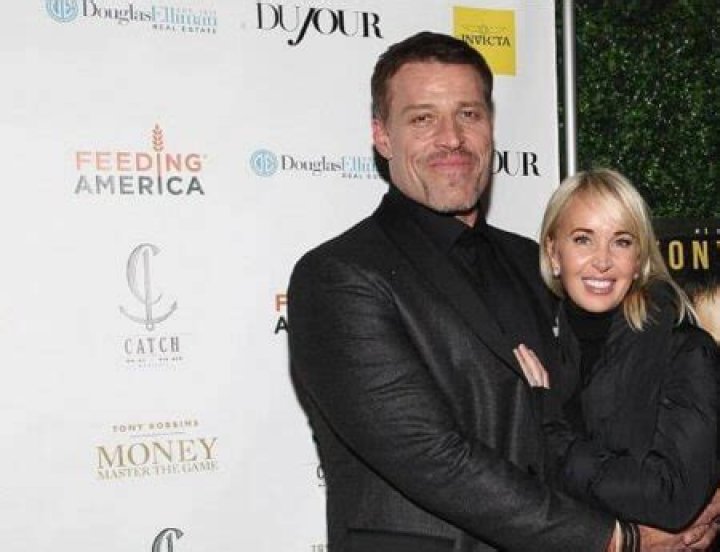 Sage Robbins bio: age, height, husband, career, net worth, divorce & children