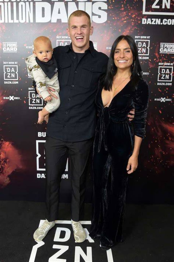 Sean Strickland Ian Garry Wife Layla Anna-Lee Drama: WAG Book Scandal