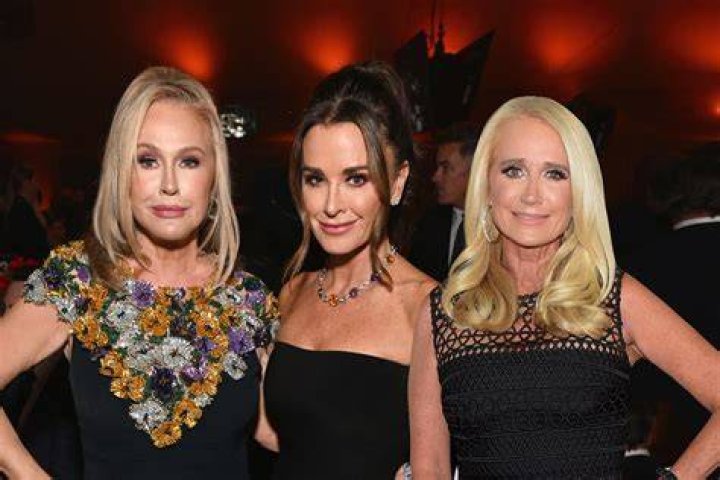 Sharon Umansky Benton – Mauricio Umansky’s Sister Net Worth