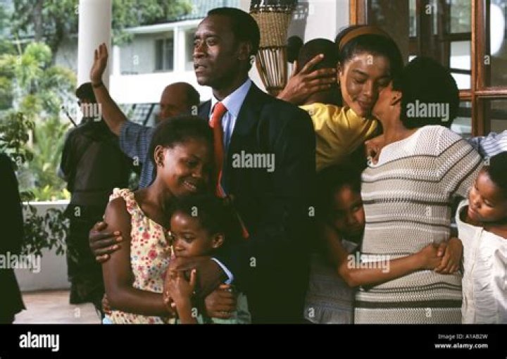 Sophie Okonedo Parents: Meet Henry Okonedo, Joan Okonedo