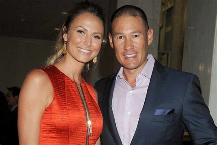 Stacy Edwards: Husband, net worth, tattoos, smoking & body facts