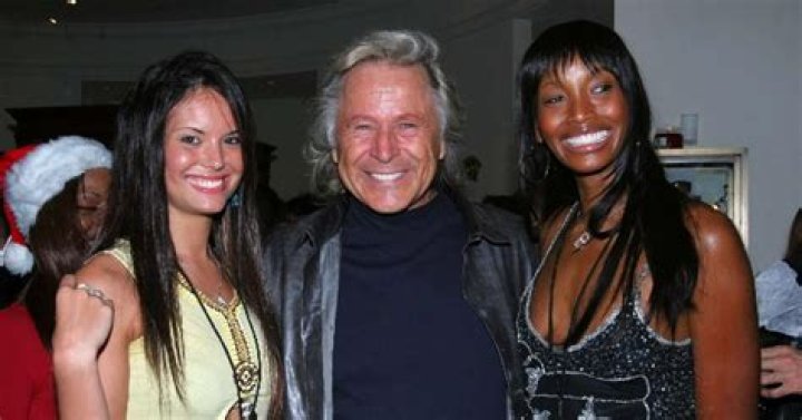 Suelyn Medeiros Age: How Old Is Peter Nygard Model Girlfriend?