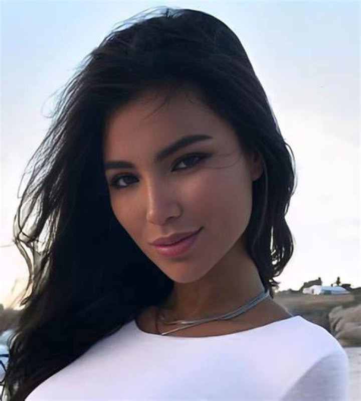 Svetlana Bilyalova (Model) Wiki, Bio, Age, Height, Weight, Boyfriend, Net Worth, Family, Career, Facts