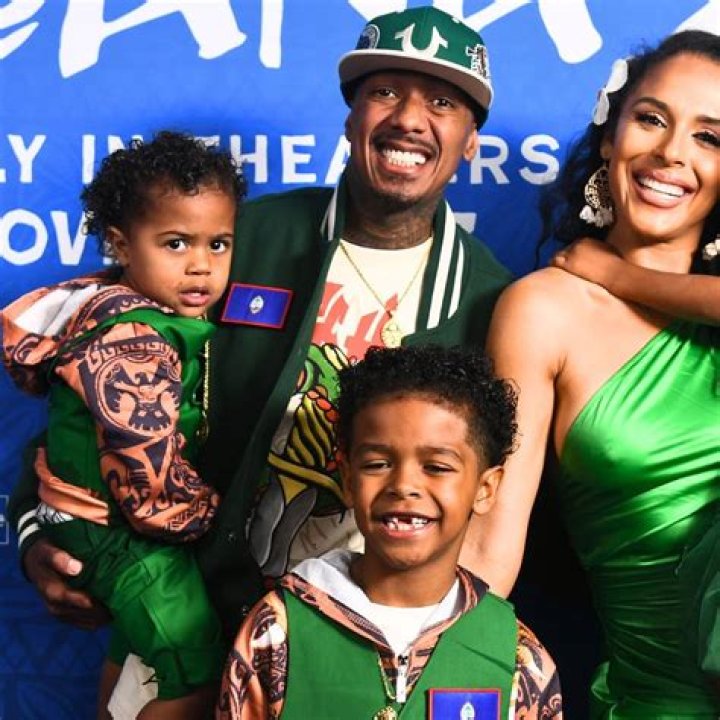 Tamberla Perry Is Married To Husband Tamandkevin, How Many Kids Do They Have?