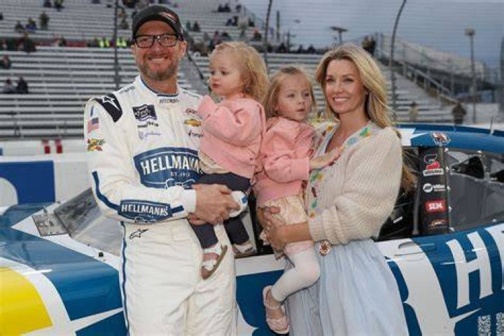 Taylor Nicole Earnhardt Bio, Wiki, Age, Height, Parents, Husband, Career and Net Worth