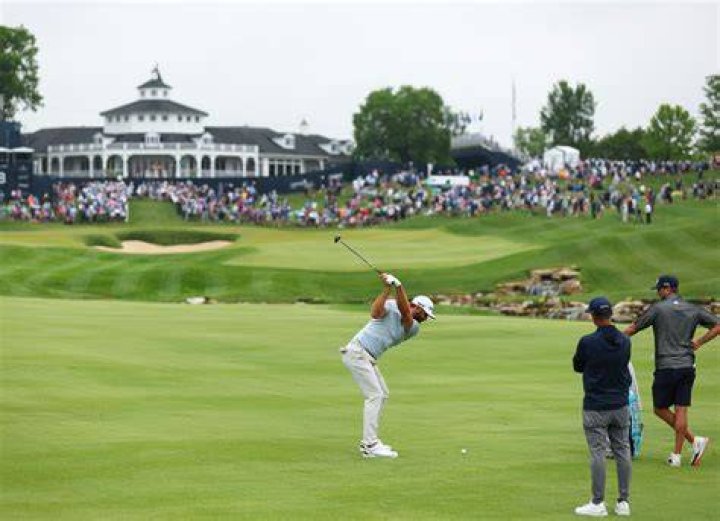 Tom Kim falls into mud mid-round at PGA Championship in Oak Hill Country Club, New York: Watch video
