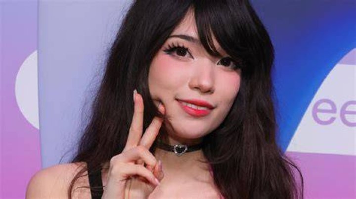 Twitch Streamer: Has IamBush Revealed Her Real Name? Meet Her Boyfriend On Instagram