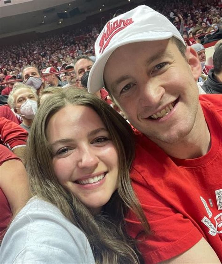 Tyler Zeller Salary, Girlfriend Age, Wiki, Biography, Height, Parents, Instagram