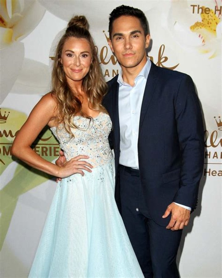Who Are Alexa PenaVega Parents Gina Rue And Baruch Vega? Meet Love In The Limelight Actress Family