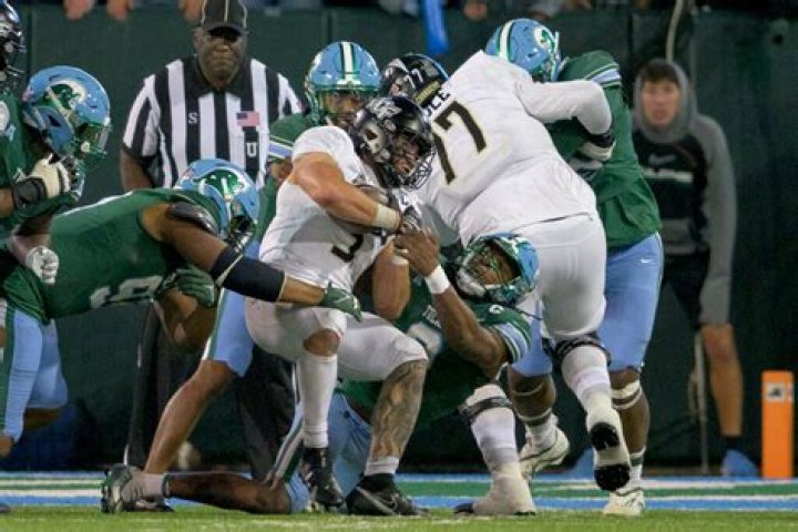 Who Are Isaiah Bowser Parents? Here’s All We Know About The UCF Running Back
