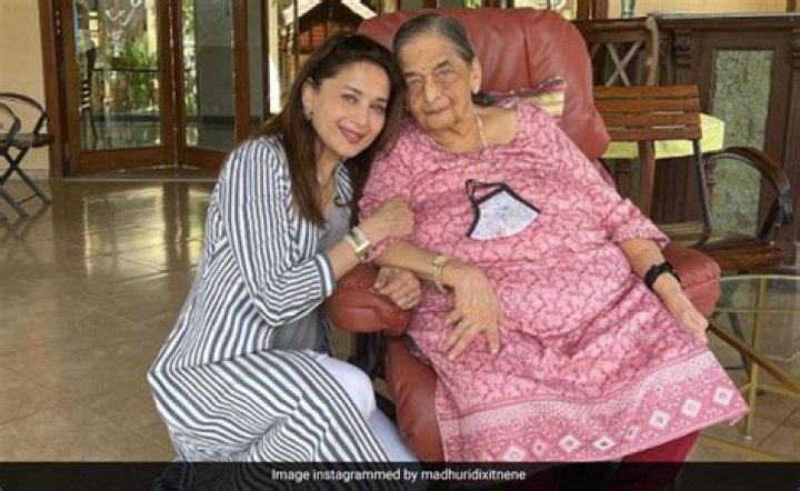 Who are Madhuri Dixits Parents? Madhuri Dixit Biography, Parents Name and More