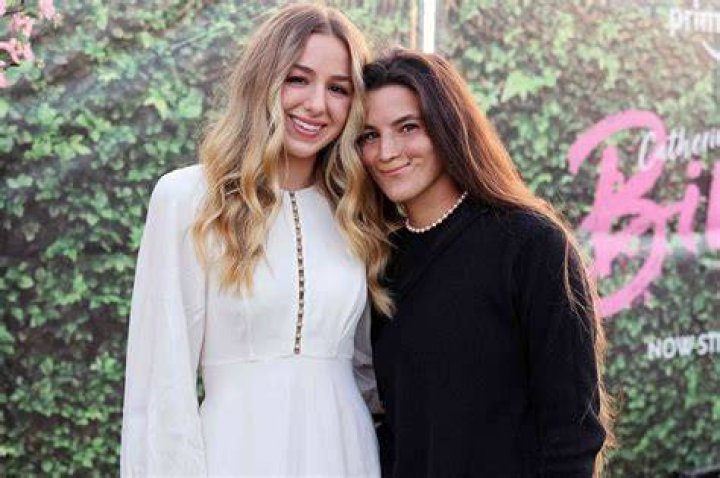 Who Is Brooklinn Khoury And How Old Is She? Meet Chloe Lukasiak Girlfriend On Instagram