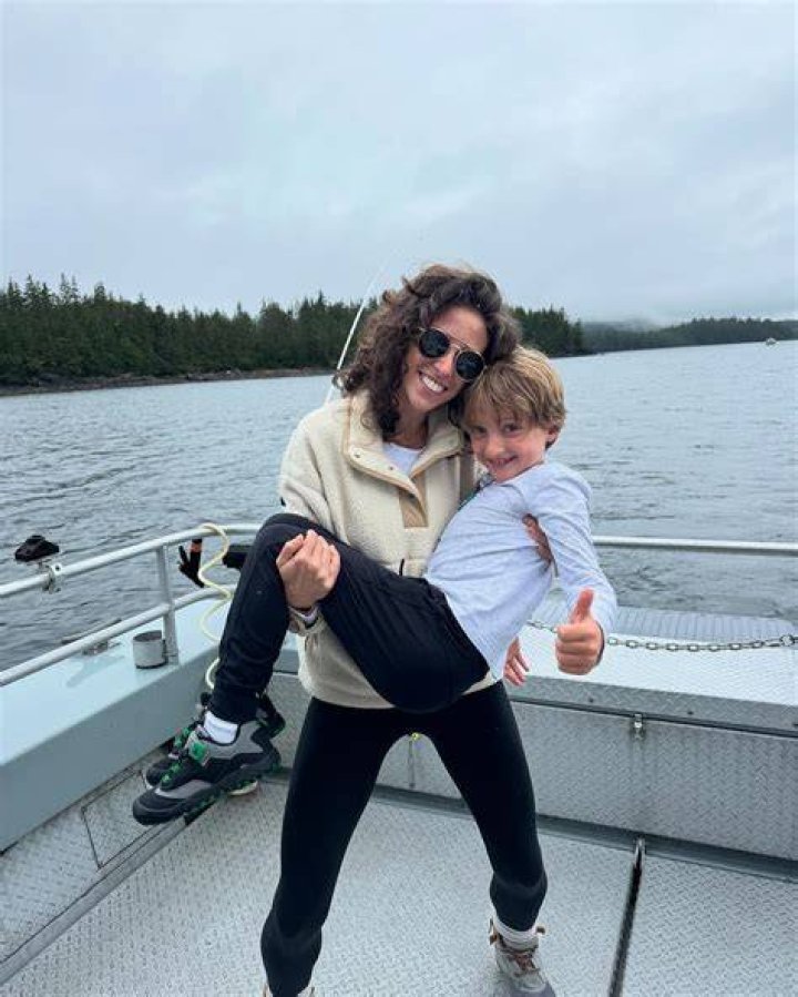 Who Is Dr Brooke Weinstein Husband, Jonathan Weinstein? Her Children And Net Worth