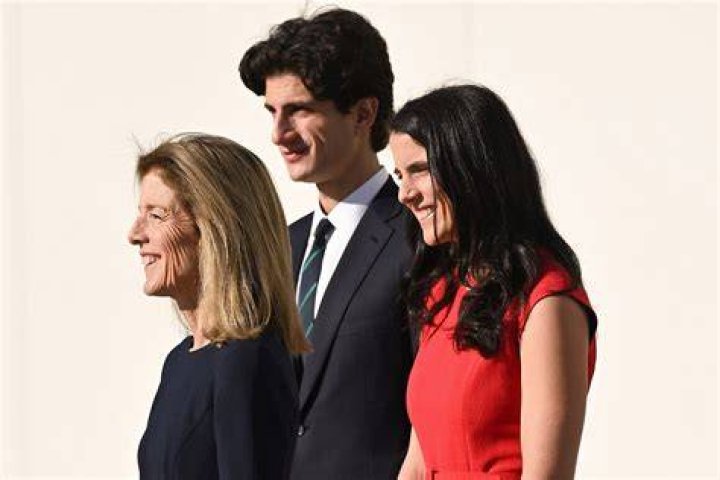 Who is Helen Aguirre Ferré? Family, Husband and Children Facts