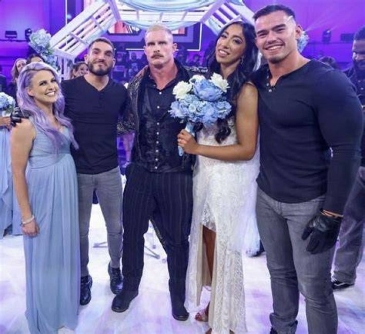 Who Is Indi Hartwell Husband Dexter Lumis? When Did The Wrestlers Get Married?