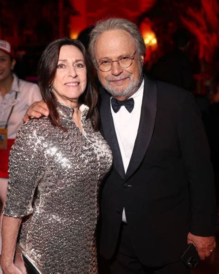 Who Is Janice Miranda Husband? Married Life and Kids