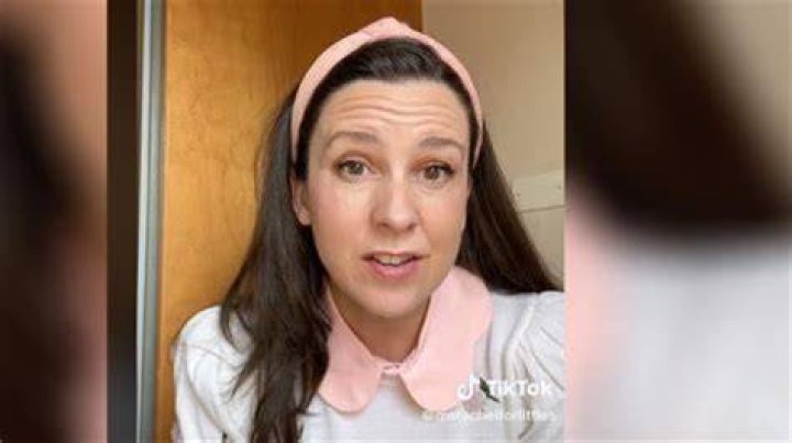 Who Is Ms Holla on Tiktok? The Internet Is Concerned After Her Hospital Video Emerges