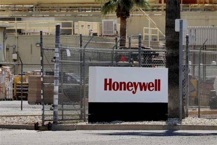 Who Is Que Dallara? Everything About The CEO Of Honeywell