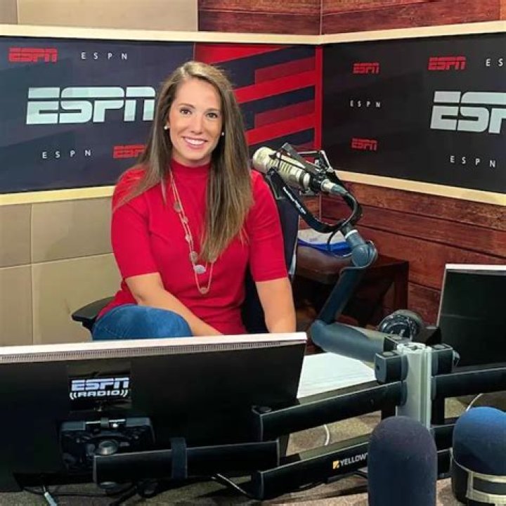 Who Is Reporter Courtney Cronin From ESPN? Wiki Bio, Is She Married With A Husband?