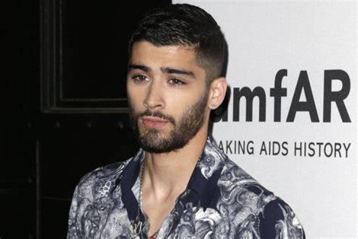 Zayn Malik (One Direction) Wiki, Bio, Age, Height, Weight, Girlfriend, Family, Career, Net Worth, Facts